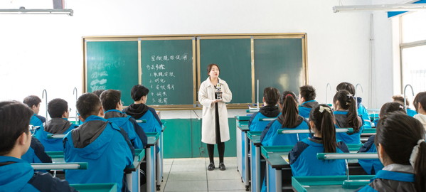 引入导师机制，准确把握考试方向
