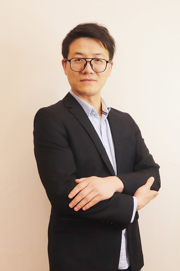 李林科 本科学历,毕业于西安石油大学